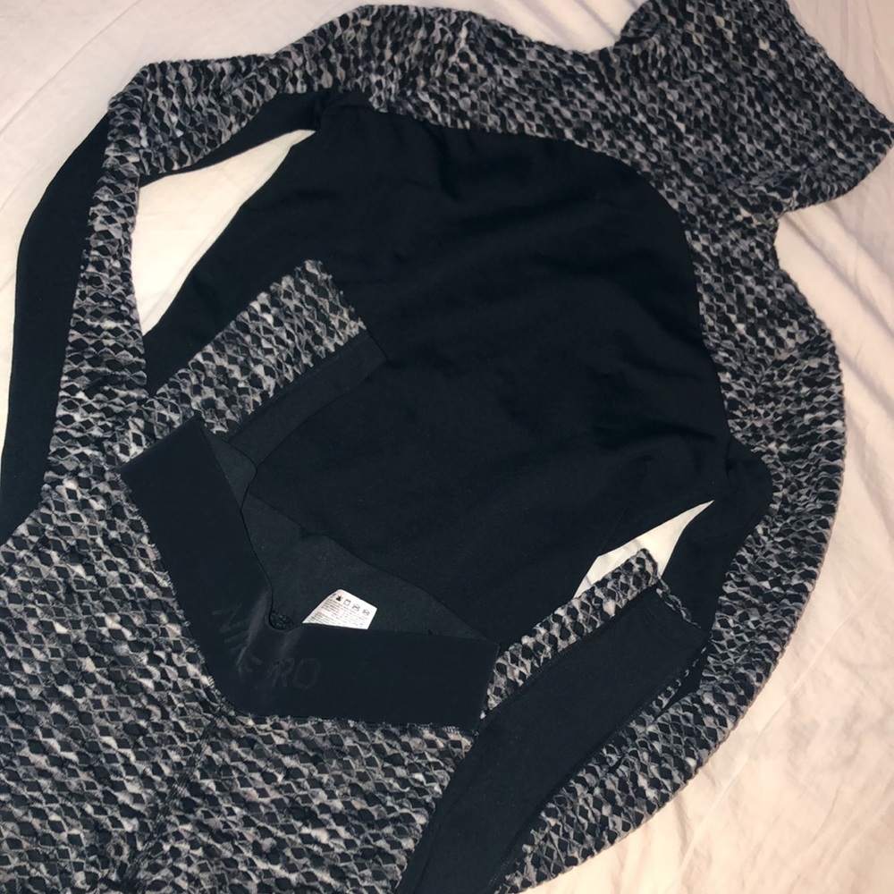 Nike Hyperwarm Set - image 7